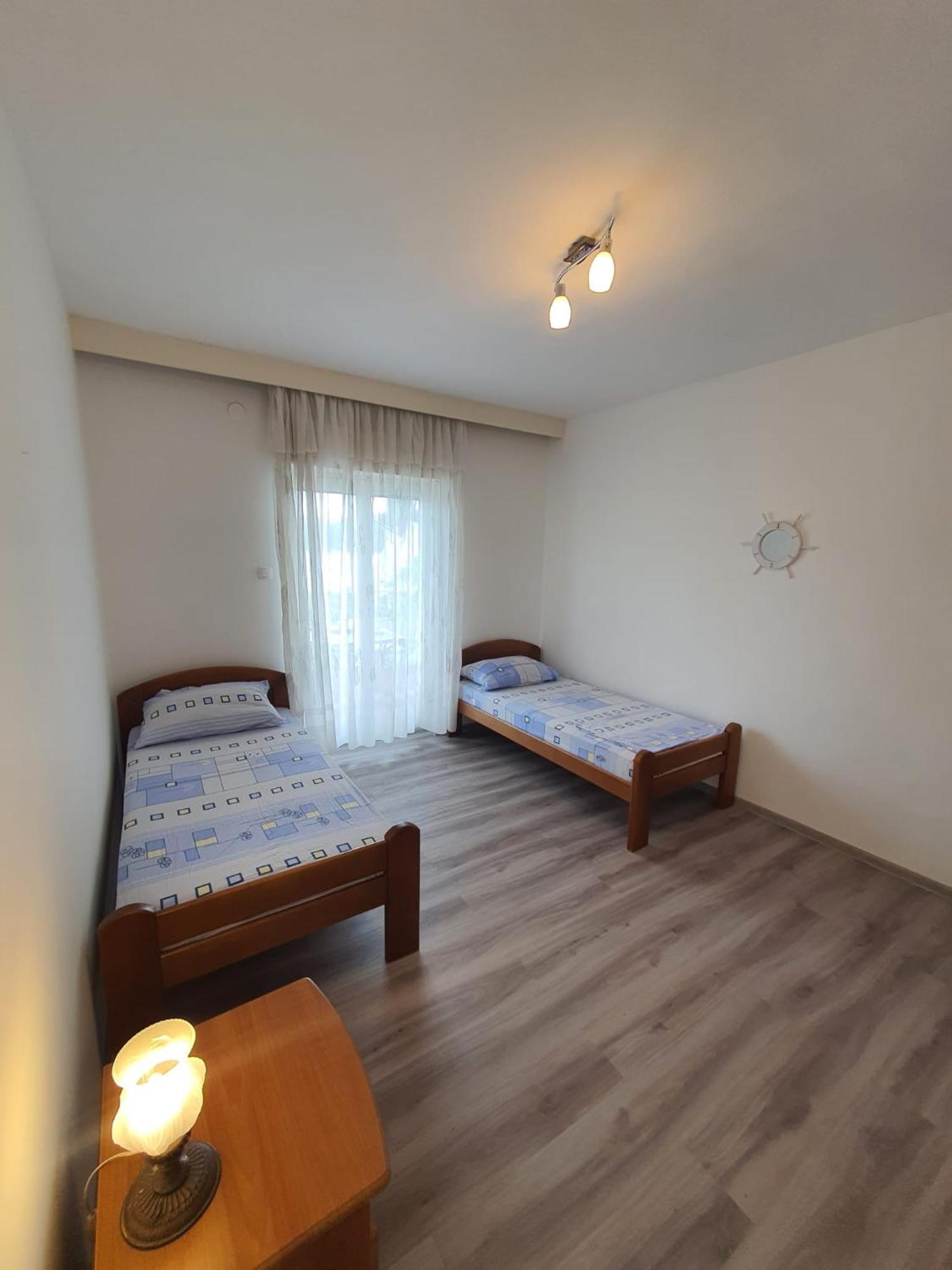 Guesthouse Mila Tisno Eksteriør billede